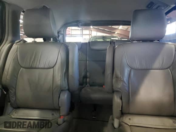 2010 Toyota Sienna XLE с VIN 5TDDK4CC7AS029499, выставлен на аукционе Copart как лот 67858935 с пробегом 227 184 миль миль и Чистый • Clean title. История ставок и продаж доступна на DreamBid. Изображение 10.
