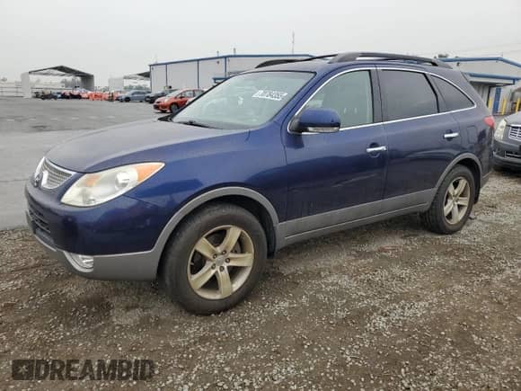 2011 Hyundai Veracruz Limited z VIN KM8NU4CC1BU173878, wystawiony jako Copart lot #70784355 z przebiegiem 139 244 mil mil oraz Czysty tytuł • Clean title. Historia ofert i sprzedaży dostępna na DreamBid. Obrazek 1.