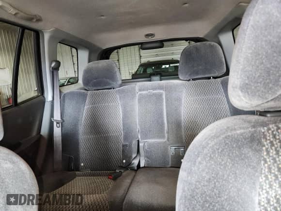 2003 Hyundai Santa Fe с VIN KM8SB12B53U555882, выставлен на аукционе Copart как лот 70981025 с пробегом 111 166 миль миль и На запчасти • Non repairable. История ставок и продаж доступна на DreamBid. Изображение 10.