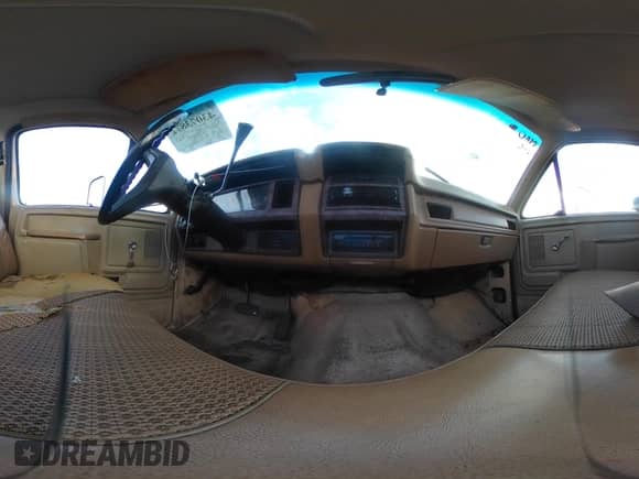 1985 Ford F-250 с VIN 1FTHF2517FPB13166, выставлен на аукционе IAAI как лот 43073872 с пробегом 66 106 миль миль и . История ставок и продаж доступна на DreamBid. Изображение 19.