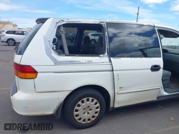 2003 Honda Odyssey LX с VIN 5FNRL18543B002408, выставлен на аукционе IAAI как лот 42475180 с пробегом 288 667 миль миль и . История ставок и продаж доступна на DreamBid. Изображение 6.