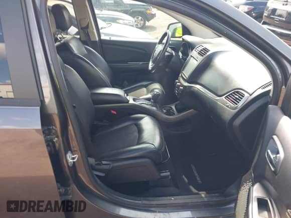 2016 Dodge Journey Crossroad Plus с VIN 3C4PDCGB8GT137955, выставлен на аукционе IAAI как лот 42608491 с пробегом 159 472 миль миль и . История ставок и продаж доступна на DreamBid. Изображение 5.