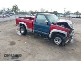 1990 GMC Sierra 1500 with VIN 1GTDK14K9LZ556790, listed as a IAAI auction lot 41941881 with 185,448 mi miles and . Bid and sale history available at DreamBid. Image 1.