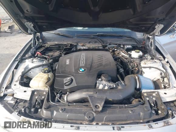 2015 BMW 4 Series 435i xDrive z VIN WBA4B3C53FD670242, wystawiony jako IAAI lot #42673258 z przebiegiem 194 840 mil mil oraz . Historia ofert i sprzedaży dostępna na DreamBid. Obrazek 10.