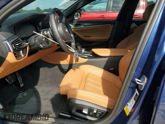 2023 BMW 5 Series 540i z VIN WBA53BJ08PCM49441, wystawiony jako Copart lot #70018665 z przebiegiem 12 255 mil mil oraz Szkoda całkowita • Salvage title. Historia ofert i sprzedaży dostępna na DreamBid. Obrazek 7.