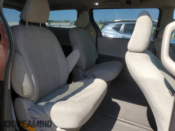2012 Toyota Sienna with VIN 5TDZK3DCXCS189720, listed as a Copart auction lot 66879435 with 263,075 mi miles and Salvage title. Bid and sale history available at DreamBid. Image 11.