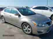 2015 Nissan Altima S с VIN 1N4AL3AP3FN369154, выставлен на аукционе IAAI как лот 43515032 с пробегом 86 158 миль миль и . История ставок и продаж доступна на DreamBid. Изображение 1.