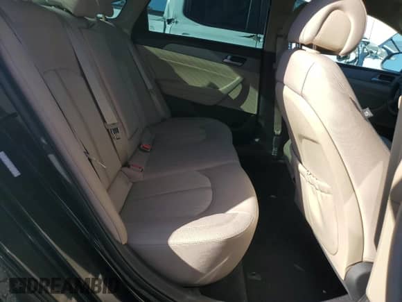 2017 Hyundai Sonata SE с VIN KMHE24L15HA048056, выставлен на аукционе Copart как лот 86791545 с пробегом 76 276 миль миль и Списание • Salvage title. История ставок и продаж доступна на DreamBid. Изображение 10.