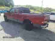 2001 Ford F-150 XL z VIN 1FTZX17201NA81389, wystawiony jako IAAI lot #42127718 z przebiegiem 177 260 mil mil oraz . Historia ofert i sprzedaży dostępna na DreamBid. Obrazek 3.