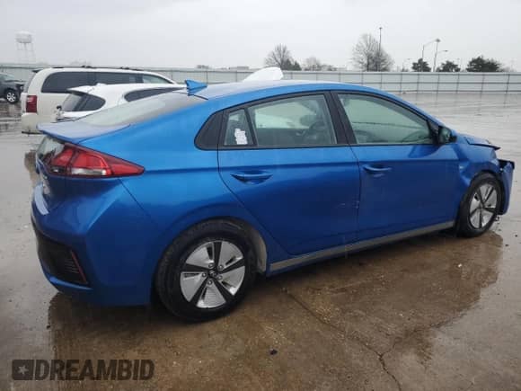 2017 Hyundai Ioniq Blue z VIN KMHC65LC2HU023200, wystawiony jako Copart lot #50468704 z przebiegiem 85 329 mil mil oraz . Historia ofert i sprzedaży dostępna na DreamBid. Obrazek 3.