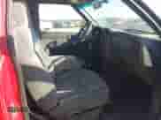 2002 Chevrolet S-10 с VIN 1GCCS145628222601, выставлен на аукционе IAAI как лот 42828887 с пробегом 215 225 миль миль и . История ставок и продаж доступна на DreamBid. Изображение 5.