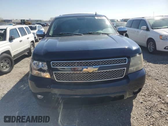 2007 Chevrolet Tahoe LS with VIN 1GNFK13057J382947, listed as a Copart auction lot 52784125 with 264,014 mi miles and Salvage title. Bid and sale history available at DreamBid. Image 5.