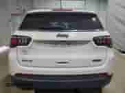 2019 Jeep Compass Latitude с VIN 3C4NJDBB9KT597566, выставлен на аукционе Copart как лот 71518005 с пробегом 70 562 миль миль и Списание • Salvage title. История ставок и продаж доступна на DreamBid. Изображение 6.