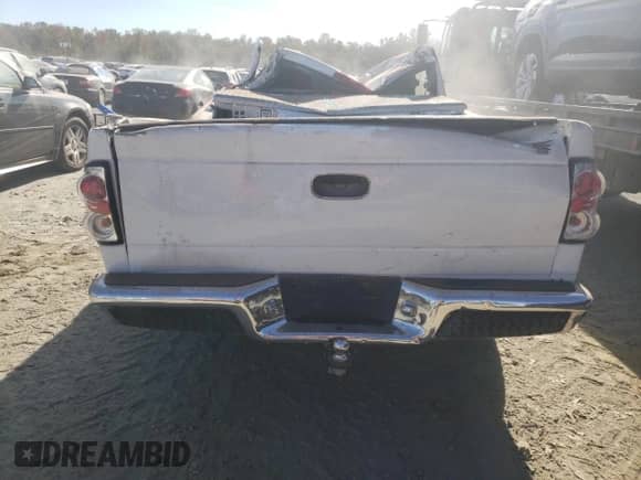 2001 Dodge Dakota с VIN 1B7FL26P91S262462, выставлен на аукционе Copart как лот 77193614 с пробегом Не указан миль и Списание • Salvage title. История ставок и продаж доступна на DreamBid. Изображение 6.