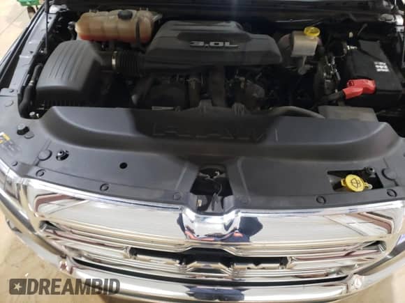 2022 Ram 1500 Laramie z VIN 1C6RREJM5NN228587, wystawiony jako Copart lot #89202595 z przebiegiem 51 671 mil mil oraz Szkoda całkowita • Salvage title. Historia ofert i sprzedaży dostępna na DreamBid. Obrazek 11.