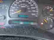 2003 Chevrolet Tahoe LS z VIN 1GNEC13T73R139140, wystawiony jako IAAI lot #43474168 z przebiegiem 269 196 mil mil oraz . Historia ofert i sprzedaży dostępna na DreamBid. Obrazek 7.