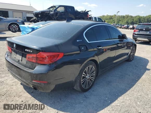 2018 BMW 5 Series 530e xDrive с VIN WBAJB1C56JG624287, выставлен на аукционе Copart как лот 81645295 с пробегом 107 392 миль миль и Чистый • Clean title. История ставок и продаж доступна на DreamBid. Изображение 3.