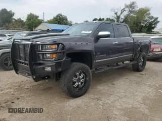 2015 Chevrolet Silverado 1500 LTZ z VIN 3GCUKSEJ3FG441103, wystawiony jako Copart lot #71676785 z przebiegiem 191 879 mil mil oraz Szkoda całkowita • Salvage title. Historia ofert i sprzedaży dostępna na DreamBid. Obrazek 1.