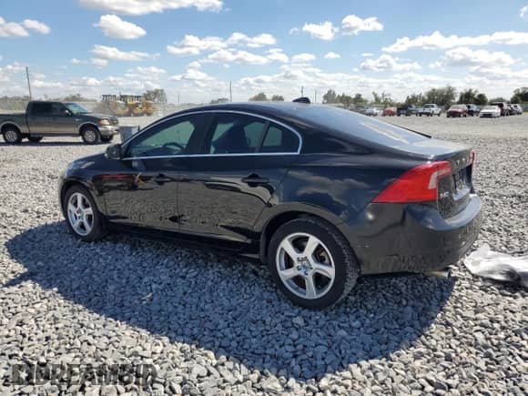 2013 Volvo S60 T5 Premier с VIN YV1612FS0D1205906, выставлен на аукционе Copart как лот 89648115 с пробегом 142 519 миль миль и Чистый • Clean title. История ставок и продаж доступна на DreamBid. Изображение 2.