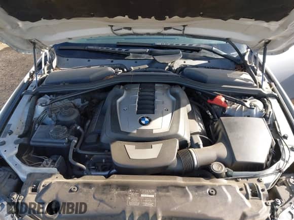 2007 BMW 5 Series 550i с VIN WBANB535X7CP07312, выставлен на аукционе IAAI как лот 43387225 с пробегом 173 174 миль миль и . История ставок и продаж доступна на DreamBid. Изображение 10.