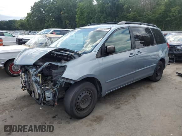 2008 Toyota Sienna CE с VIN 5TDZK23C48S100016, выставлен на аукционе Copart как лот 70991465 с пробегом Не указан миль и Списание • Salvage title. История ставок и продаж доступна на DreamBid. Изображение 1.
