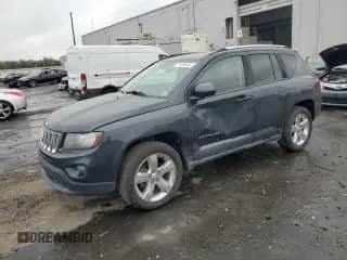 2014 Jeep Compass Latitude с VIN 1C4NJCEBXED818382, выставлен на аукционе Copart как лот 71659445 с пробегом 117 200 миль миль и Списание • Salvage title. История ставок и продаж доступна на DreamBid. Изображение 1.