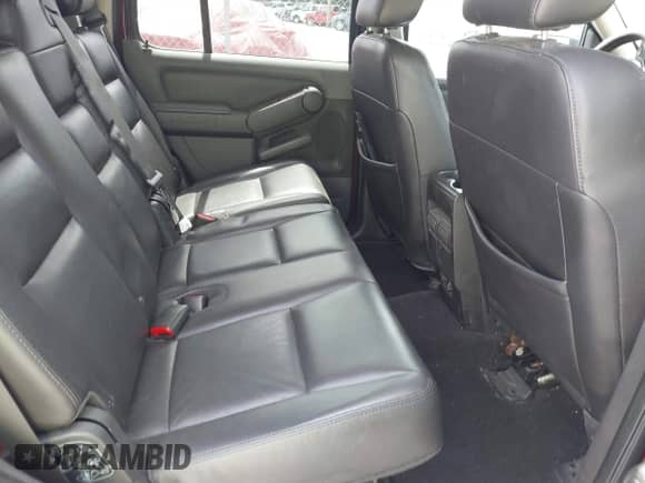 2006 Ford Explorer Limited with VIN 1FMEU75E86UA34000, listed as a IAAI auction lot 41904495 with Not provided miles and . Bid and sale history available at DreamBid. Image 8.