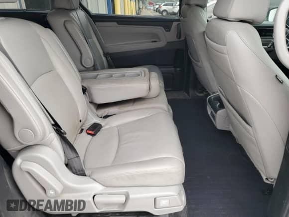 2018 Honda Odyssey Elite with VIN 5FNRL6H95JB097655, listed as a Copart auction lot 63840185 with 158,697 mi miles and Salvage title. Bid and sale history available at DreamBid. Image 11.