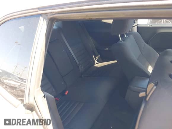 2010 Dodge Challenger SE с VIN 2B3CJ4DV3AH322363, выставлен на аукционе IAAI как лот 43552560 с пробегом 168 371 миль миль и . История ставок и продаж доступна на DreamBid. Изображение 8.