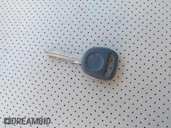 2004 Cadillac Escalade z VIN 1GYEK63N64R220717, wystawiony jako IAAI lot #42609245 z przebiegiem 248 959 mil mil oraz . Historia ofert i sprzedaży dostępna na DreamBid. Obrazek 11.