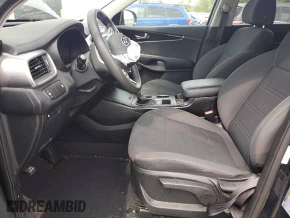 2020 Kia Sorento LX z VIN 5XYPG4A52LG622528, wystawiony jako Copart lot #81673125 z przebiegiem Nie podano mil oraz Szkoda całkowita • Salvage title. Historia ofert i sprzedaży dostępna na DreamBid. Obrazek 7.