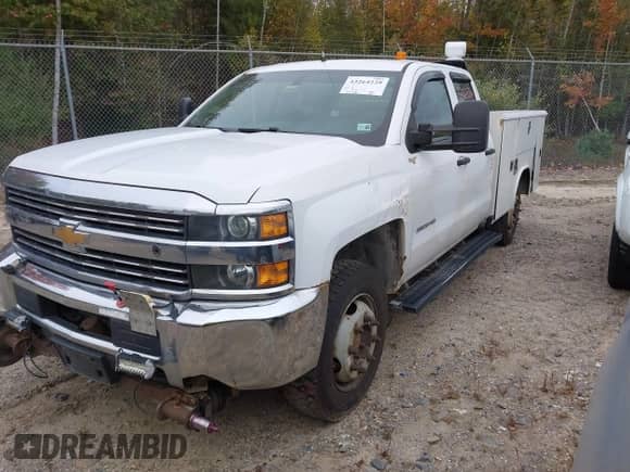 2017 Chevrolet Silverado 3500HD с VIN 1GB2KYEGXHZ297250, выставлен на аукционе IAAI как лот 43264239 с пробегом 228 188 миль миль и . История ставок и продаж доступна на DreamBid. Изображение 17.