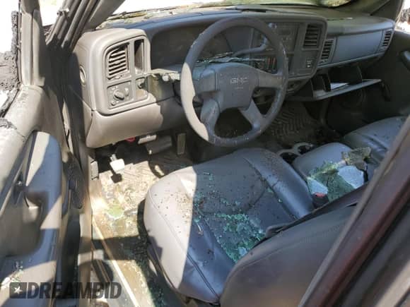 2004 GMC Sierra 1500 Work Truck with VIN 1GTEC14X14Z112785, listed as a Copart auction lot 67381385 with Not provided miles and Salvage title. Bid and sale history available at DreamBid. Image 8.
