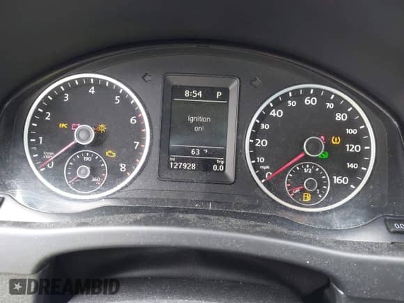 2013 Volkswagen Tiguan S с VIN WVGBV3AX2DW605370, выставлен на аукционе IAAI как лот 43424001 с пробегом 127 928 миль миль и . История ставок и продаж доступна на DreamBid. Изображение 7.