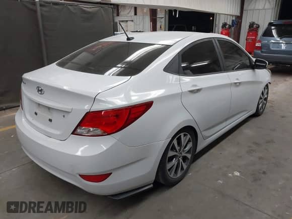 2017 Hyundai Accent SE с VIN KMHCT4AE0HU376669, выставлен на аукционе IAAI как лот 43166052 с пробегом 113 028 миль миль и . История ставок и продаж доступна на DreamBid. Изображение 4.