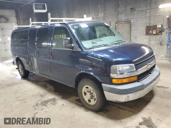 2009 Chevrolet Express Passenger z VIN 1GAHG39K891160468, wystawiony jako Copart lot #42297875 z przebiegiem 148 526 mil mil oraz Szkoda całkowita • Salvage title. Historia ofert i sprzedaży dostępna na DreamBid. Obrazek 4.