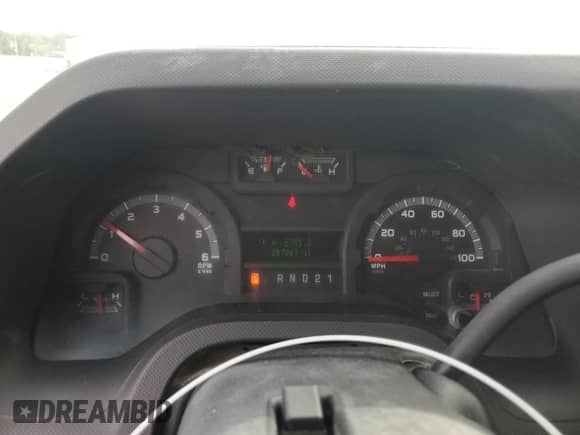 2013 Ford Econoline Cargo Commercial z VIN 1FTNE1EWXDDA01147, wystawiony jako Copart lot #51836775 z przebiegiem 251 667 mil mil oraz Czysty tytuł • Clean title. Historia ofert i sprzedaży dostępna na DreamBid. Obrazek 9.