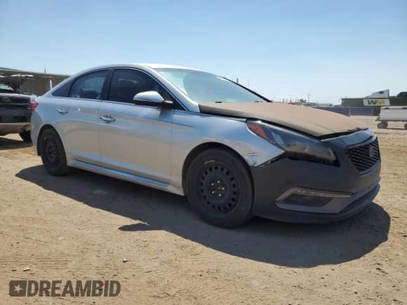 2015 Hyundai Sonata Sport z VIN 5NPE34AF1FH131795, wystawiony jako Copart lot #67536635 z przebiegiem 176 340 mil mil oraz Szkoda całkowita • Salvage title. Historia ofert i sprzedaży dostępna na DreamBid. Obrazek 4.