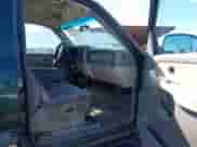 2002 Chevrolet Tahoe LS с VIN 1GNEC13V62R298540, выставлен на аукционе IAAI как лот 43460753 с пробегом 301 459 миль миль и . История ставок и продаж доступна на DreamBid. Изображение 5.