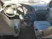 2006 Ford Econoline Cargo z VIN 1FTNE24W36HA63430, wystawiony jako Copart lot #53703825 z przebiegiem 99 237 mil mil oraz Czysty tytuł • Clean title. Historia ofert i sprzedaży dostępna na DreamBid. Obrazek 8.