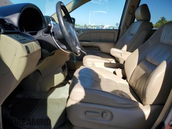 2007 Honda Odyssey EX-L с VIN 5FNRL38727B090653, выставлен на аукционе Copart как лот 85742435 с пробегом 210 125 миль миль и Списание • Salvage title. История ставок и продаж доступна на DreamBid. Изображение 7.