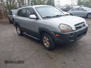 2009 Hyundai Tucson Limited with VIN KM8JN72DX9U001303, listed as a IAAI auction lot 42202689 with 207,568 mi miles and . Bid and sale history available at DreamBid. Image 1.