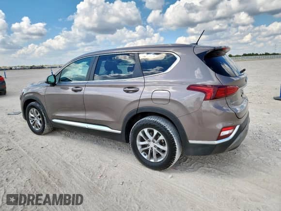 2019 Hyundai Santa Fe SE with VIN 5NMS23AD6KH088691, listed as a Copart auction lot 86144505 with 207,477 mi miles and Clean title. Bid and sale history available at DreamBid. Image 2.