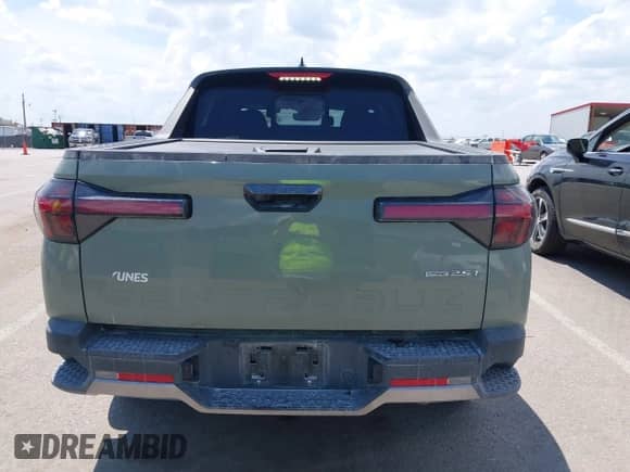 2024 Hyundai Santa Cruz Limited с VIN 5NTJEDDF1RH108009, выставлен на аукционе IAAI как лот 42569399 с пробегом 10 720 миль миль и . История ставок и продаж доступна на DreamBid. Изображение 17.