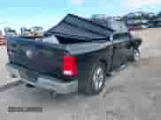 2017 Ram 1500 Lone Star z VIN 3C6RR6LT0HG640424, wystawiony jako IAAI lot #40871865 z przebiegiem 148 824 mil mil oraz . Historia ofert i sprzedaży dostępna na DreamBid. Obrazek 4.