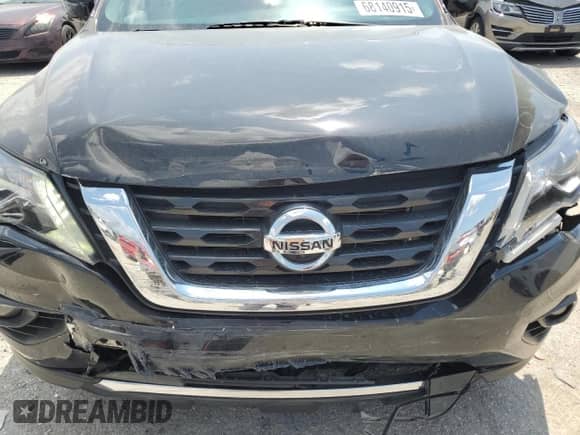 2017 Nissan Pathfinder Platinum with VIN 5N1DR2MM7HC626523, listed as a Copart auction lot 68140915 with 130,711 mi miles and Salvage title. Bid and sale history available at DreamBid. Image 12.
