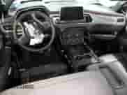 2023 Chevrolet Suburban High Country z VIN 1GNSKGKL6PR335103, wystawiony jako Copart lot #81583084 z przebiegiem 49 912 mil mil oraz Szkoda całkowita • Salvage title. Historia ofert i sprzedaży dostępna na DreamBid. Obrazek 8.