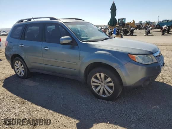 2013 Subaru Forester X Limited z VIN JF2SHAEC1DH430431, wystawiony jako Copart lot #84957805 z przebiegiem 134 363 mil mil oraz Czysty tytuł • Clean title. Historia ofert i sprzedaży dostępna na DreamBid. Obrazek 4.