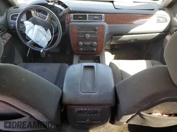 2014 Chevrolet Tahoe LS с VIN 1GNSCAE08ER107161, выставлен на аукционе Copart как лот 48582565 с пробегом 287 241 миль миль и Списание • Salvage title. История ставок и продаж доступна на DreamBid. Изображение 8.