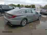 2023 Hyundai Sonata SEL с VIN KMHL64JA1PA269585, выставлен на аукционе Copart как лот 81480915 с пробегом 26 692 миль миль и Списание • Salvage title. История ставок и продаж доступна на DreamBid. Изображение 3.